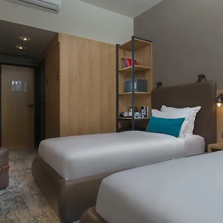 酒店 The Boutique Square - Free Compliments - Free Wi-fi - Location - Nearby Paid Parking 3*