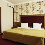 酒店 The Boutique Square - Free Compliments - Free Wi-fi - Location - Nearby Paid Parking 普罗夫迪夫