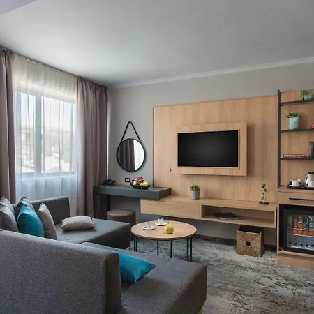 Hotel The Boutique Square By Aston 3*
