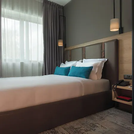 Hotel The Boutique Hotel: Square Convenience