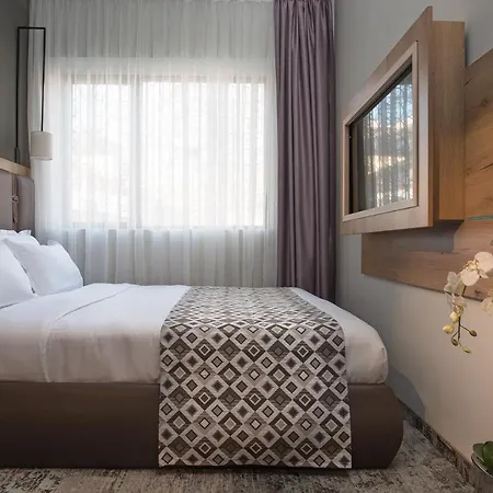 Hotel The Boutique Square - Free Compliments - Free Wi-fi - Location - Nearby Paid Parking
